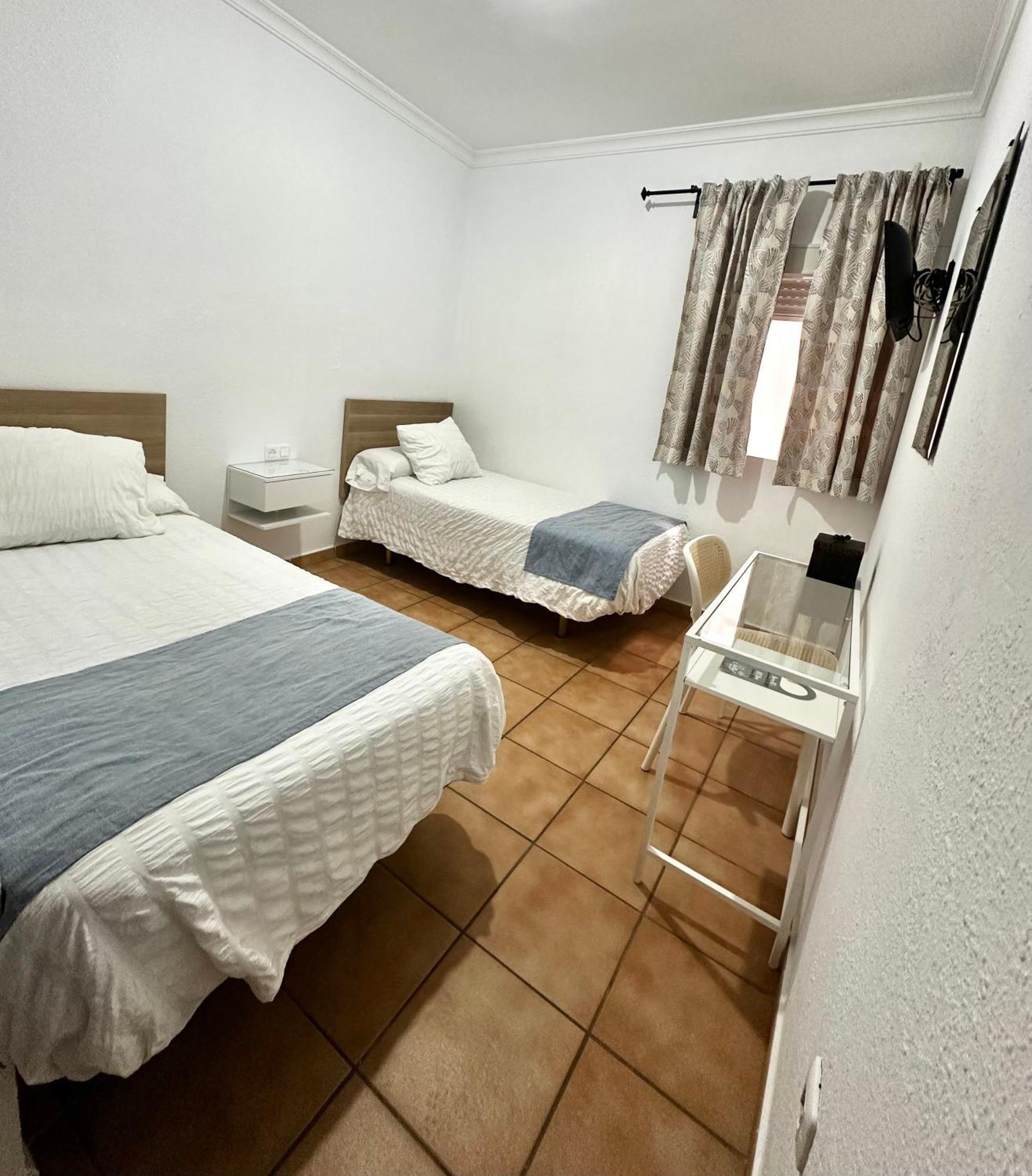 Hostal Mellizo Лебриха Екстериор снимка